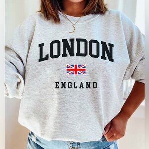 London England Graphic Crewneck Sweatshirt – Union Jack – Light Gray – Small